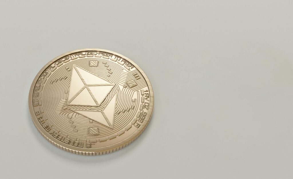 imagem de criptomoeda e se ethereum é descentralizado