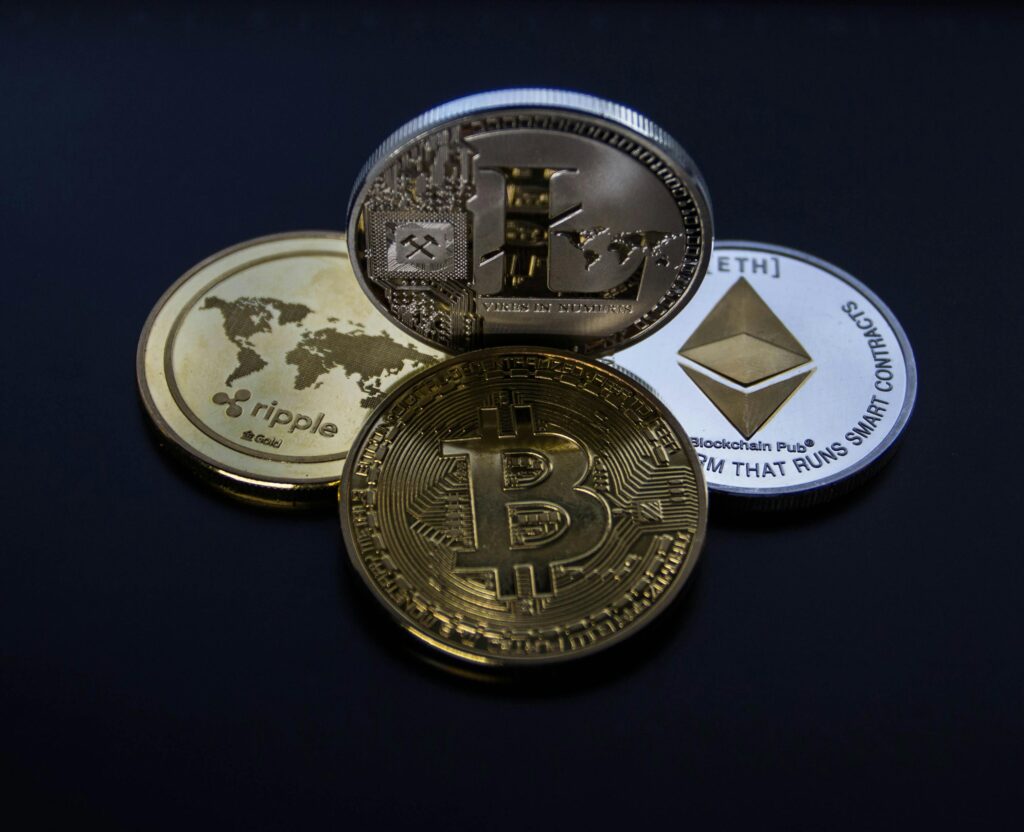 Imagem de criptomoedas no geral e altcoins